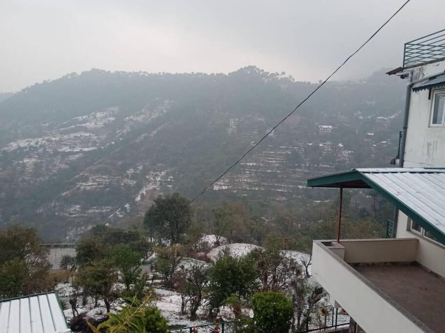 Valley View Family Unit Kasauli Εξωτερικό φωτογραφία